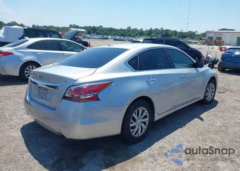 2015 Nissan Altima 2.5/2.5 S/2.5 Sl/2.5 Sv from USA, damaged, VIN 1N4AL3AP4FN332226